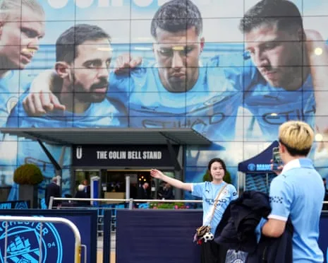 Man City Take On The Partenopei in Champions League Encounter